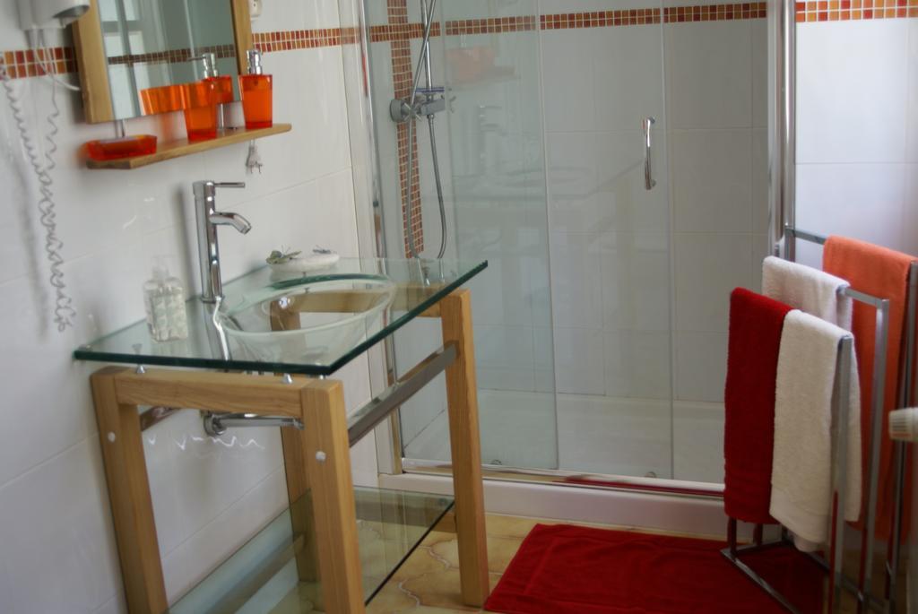 Air Du Temps Bed & Breakfast Ceyreste Phòng bức ảnh