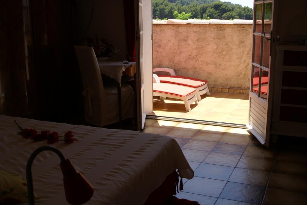 Air Du Temps Bed & Breakfast Ceyreste Phòng bức ảnh