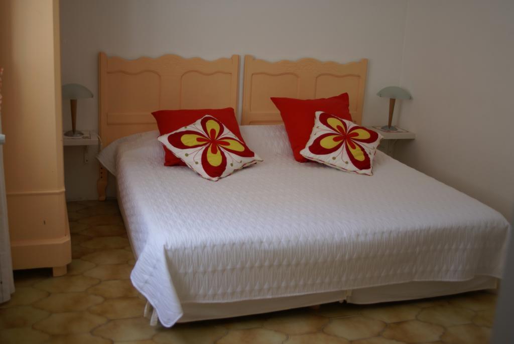 Air Du Temps Bed & Breakfast Ceyreste Phòng bức ảnh